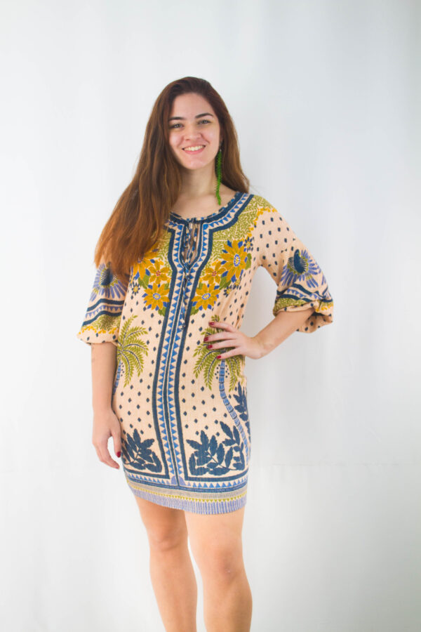 Vestido curto manga Farm
